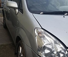 2006 TOYOTA COROLLA VERSO PARTS