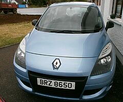 2010 Renault Grand Scenic