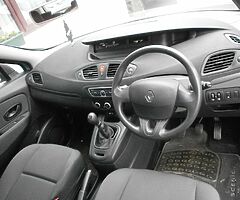 2010 Renault Grand Scenic - Image 8/8