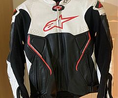 Alpine stars two piece leather suit - Image 4/10