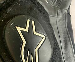 Alpine stars two piece leather suit - Image 8/10