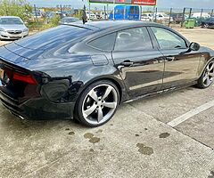 2015 Audi A7  272PS Quattro Black Edition - Image 4/6