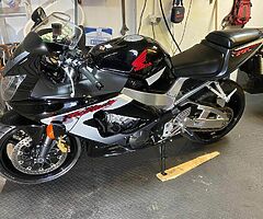 2001 Honda CBR - Image 3/4