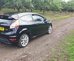 Ford fiesta 2015 1.5 tdci zetec S - Image 4/9
