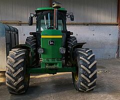 John Deere 3350