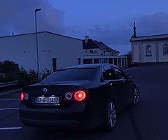 Volkswagen Jetta Mk5 - Image 7/8