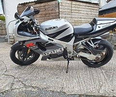 ☀️Suzuki GSXR 750 K3☀️
