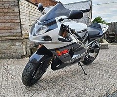 ☀️Suzuki GSXR 750 K3☀️