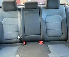 2014 VW Passat 1.6 TDI Saloon - Image 4/6