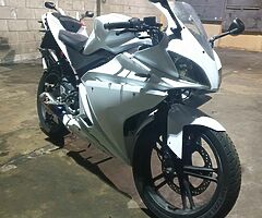 Yzfr125