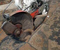 Petrol garden edger - Image 8/8