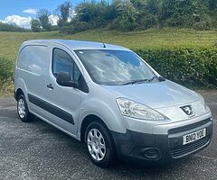 2012 partner 3 seater