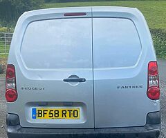 2008 Peugeot partner