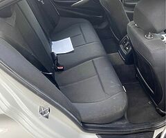 2012 BMW Series 3 - Image 8/9