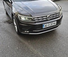 Volkswagen Tiguan - Image 9/10