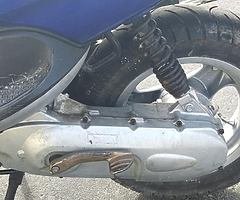 Moped - Image 6/9