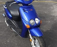 Moped - Image 8/9