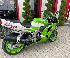 Kawasaki zx6r