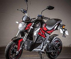 Lexmoto cypher electric moped - Image 5/9