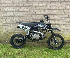 Stomp 110 pitbike FXJ