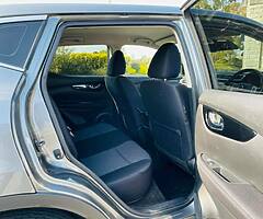 2017 NISSAN QASHQAI 1.5 DIESEL - Image 8/10
