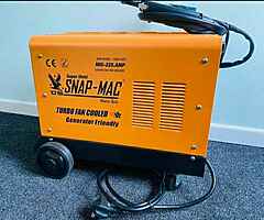 Brand new gas/gasless 225 amp mig welders free delivery. - Image 4/10