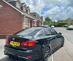Lexus IS250 2.5v6 - Image 5/10
