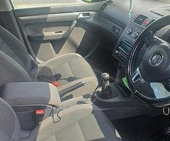 Volkswagen touran - Image 7/10