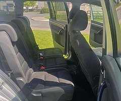 Volkswagen touran - Image 8/10
