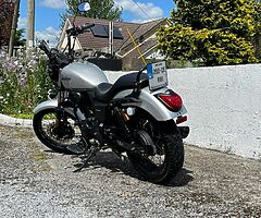 125cc cruiser motorbike 2020 only 960km - Image 9/10