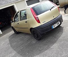 Fiat punto.. field car