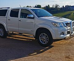 2013 Toyota Hilux - Image 4/10