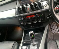 BMW X5 - Image 8/10