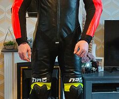 Custom leathers motorcycle racing - Image 4/10
