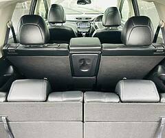 2017 NISSAN X-TRAIL 7 SEATER DIESEL - Image 8/10
