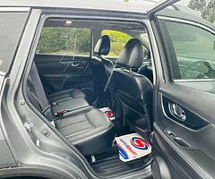 2017 NISSAN X-TRAIL 7 SEATER DIESEL - Image 9/10