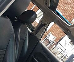 2005 Ford Focus - Image 6/8