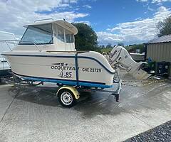 2010 pilot house boat 4.85 - Image 3/8