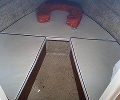 2010 pilot house boat 4.85 - Image 6/8