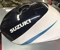 Suzuki - Image 10/10