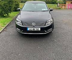 142 Volkswagen Passat