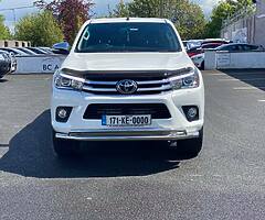 2017 Toyota hilux for sake