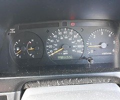 07 Toyota hiace for sale - Image 4/7