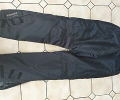 Lewis Motorcycle jacket and trousers - Image 4/6