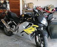 1999 Honda CBR