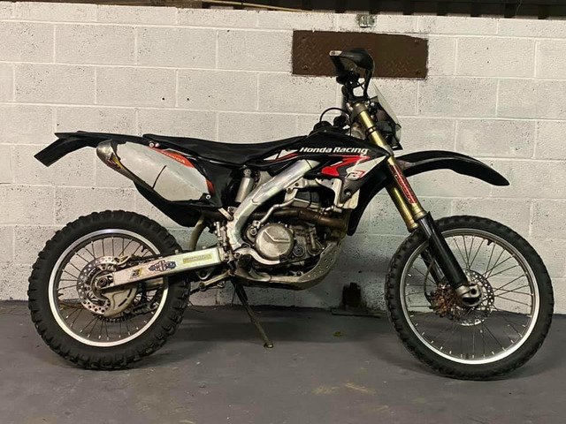 Honda CRF 450X Road Registered - 2/2