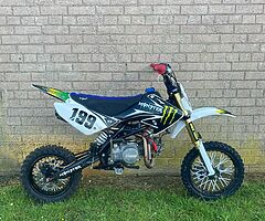 Stomp z2 140 pitbike