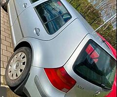 2004 Volkswagen Golf