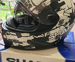 Motorbike leathers boots helmets gloves - Image 5/10