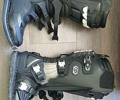 Wulf MX boots size 8 uk - Image 5/6